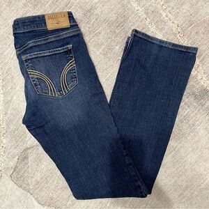 Holister vintage bootcut jeans like new size 7 size 28 low cut waist